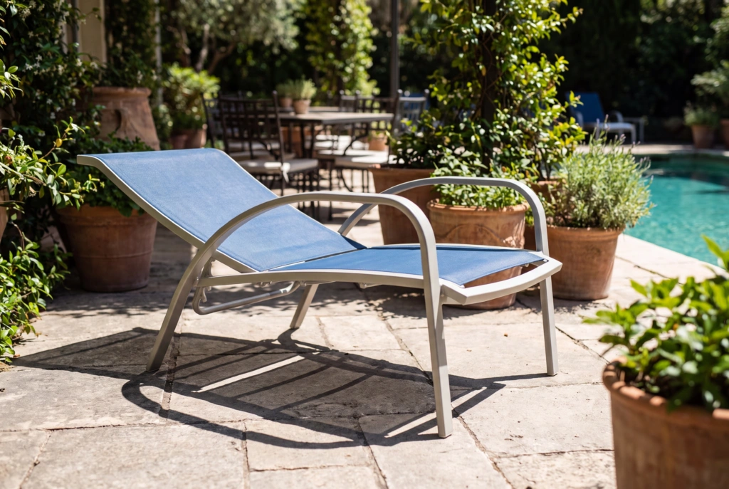 Redington Lounge Recliner setting