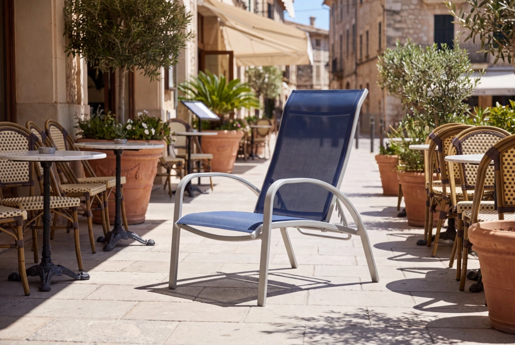Redington Lounge Recliner setting