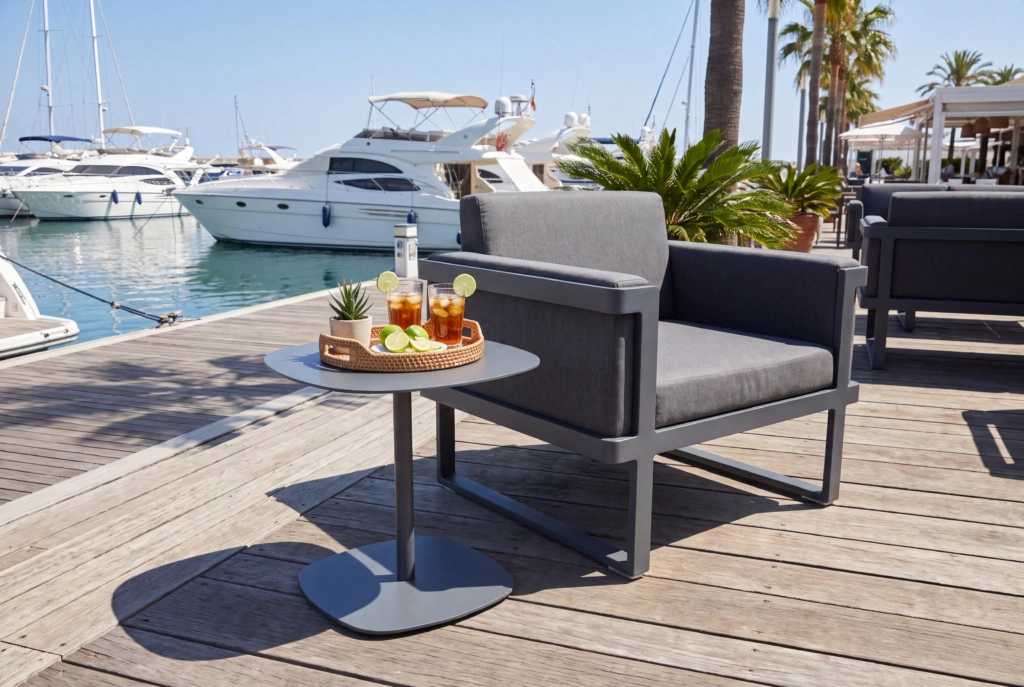 Palm Beach Side Table setting