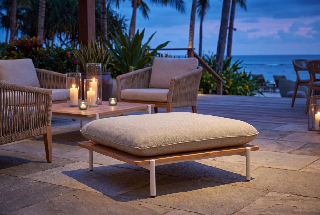 Pillow Footstool setting