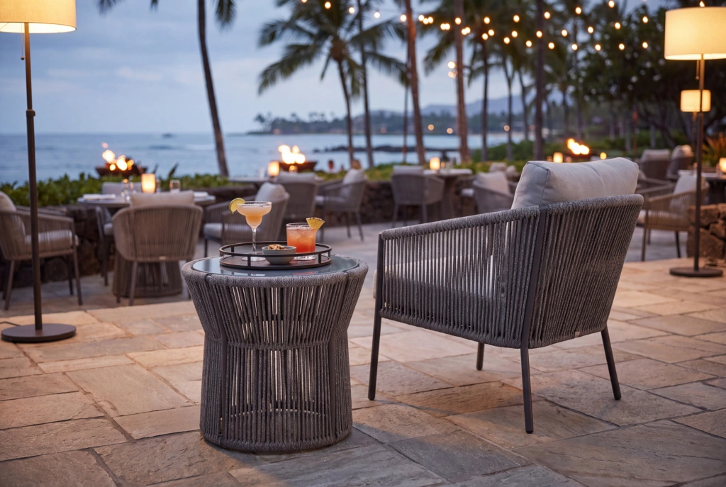 Aruba End Table setting