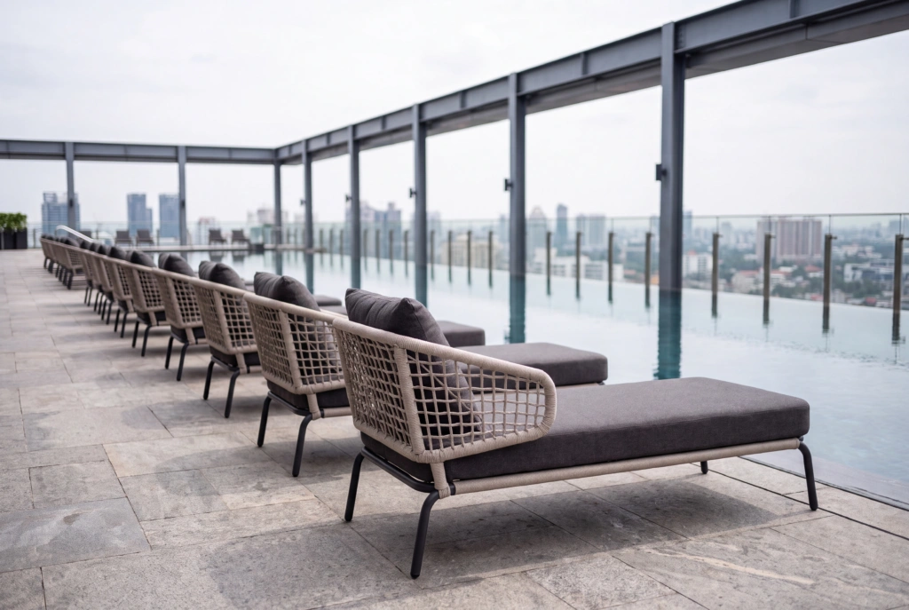 Fiji Daybed With Left Arm setting