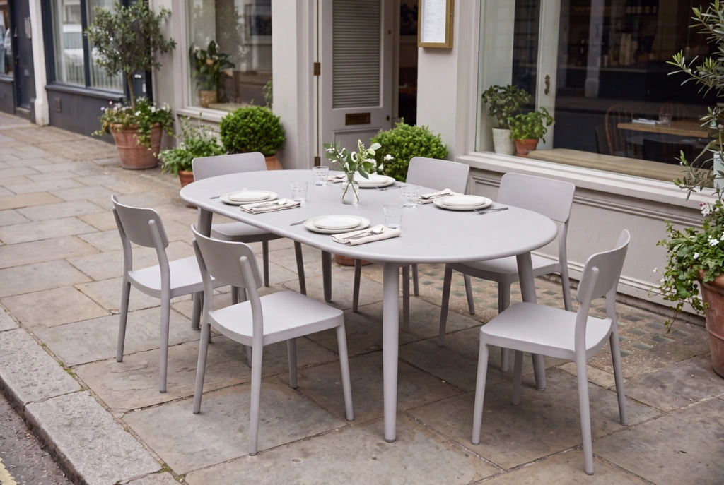 Monaco Dining Table setting