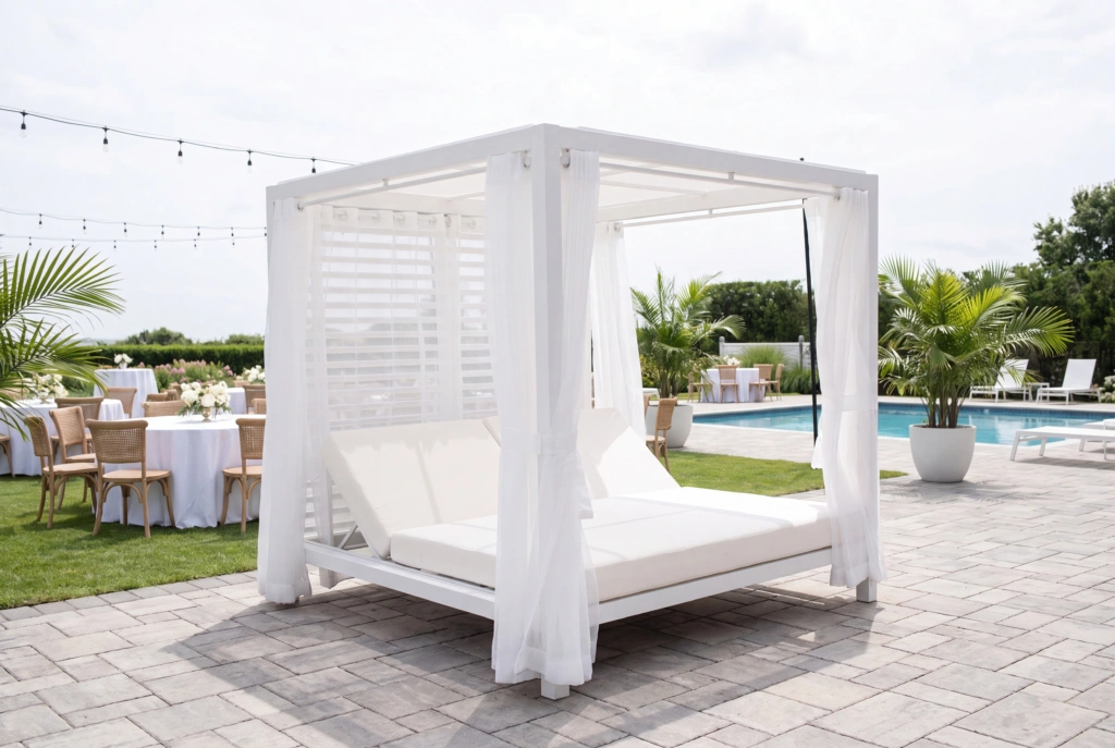 Palm Beach Cabana setting