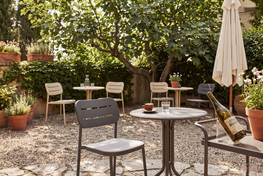 Oval Dining Chair – Sling setting
