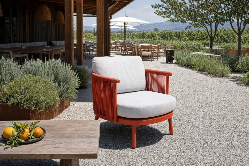 Vatican RP Lounge Armchair setting