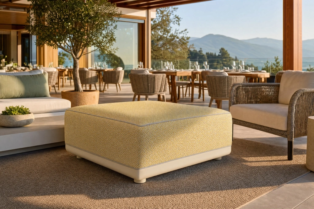 Block Ottoman setting