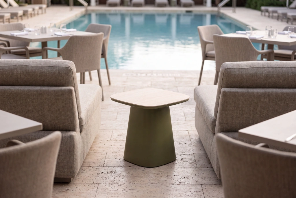 Maui End Table setting