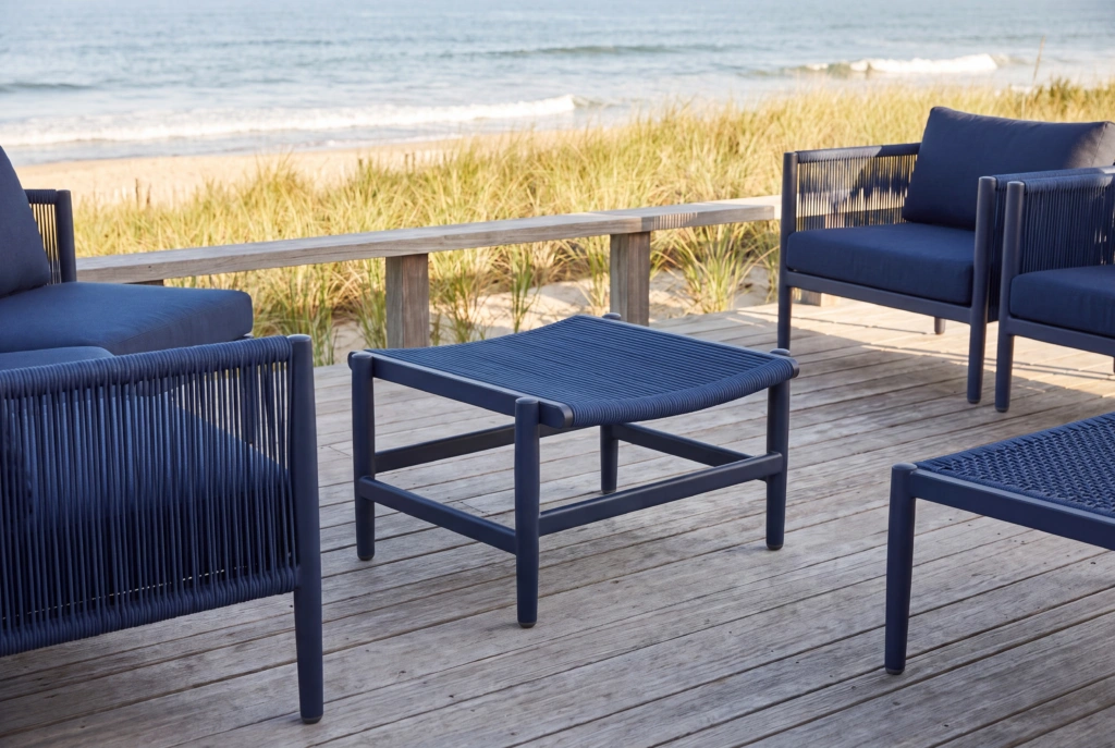 String Footstool setting