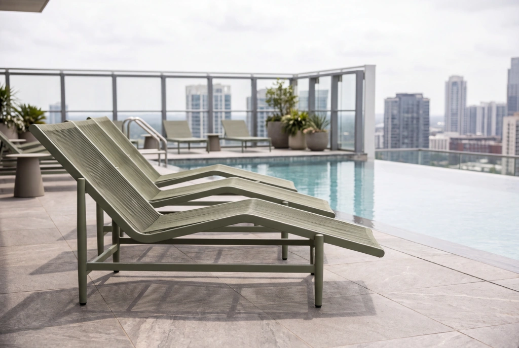 String Sunlounger setting